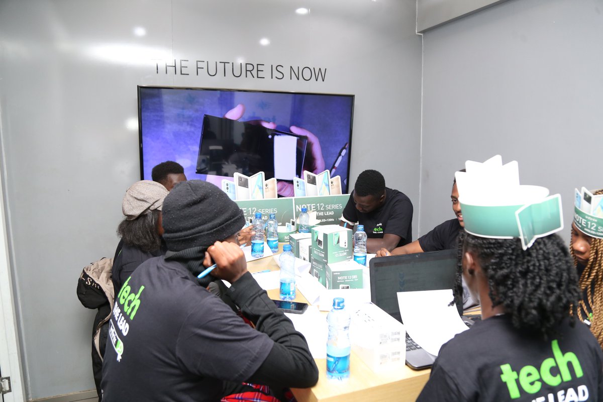InfinixKenya's tweet photo. Today we're unboxing the #infinixnote12i and the #infinixnote12pro5g. #InfinixTechWorkshop https://t.co/KlVQbyrLwy