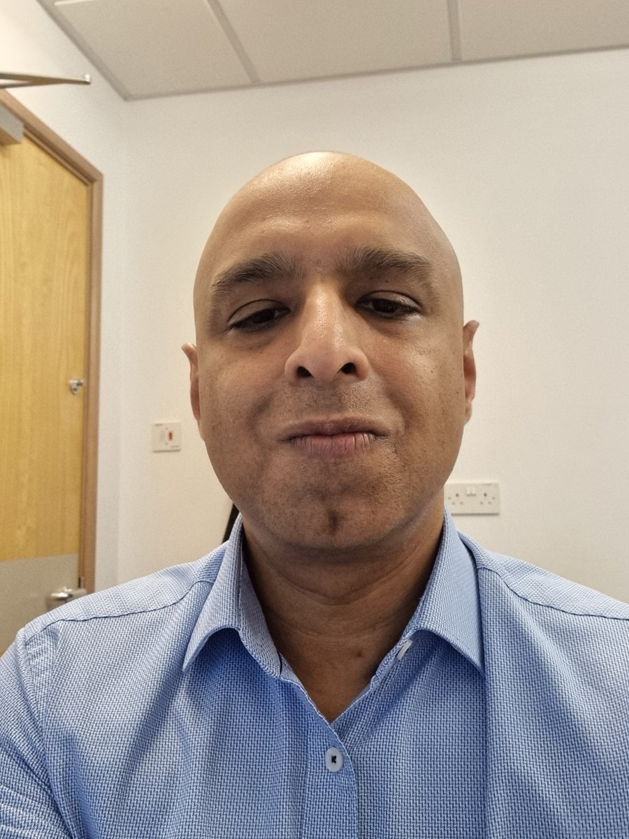 ELHT_NHS's tweet photo. This week's #CEOBlog is another guest blog from our Associate Director of Integrated Care and Partnerships, Arif Patel, who shares how we are working with our patients to give them more control over their appointments.
You can read it here ➡️ https://t.co/CciTBhNY1x https://t.co/UtJCTvPXSQ