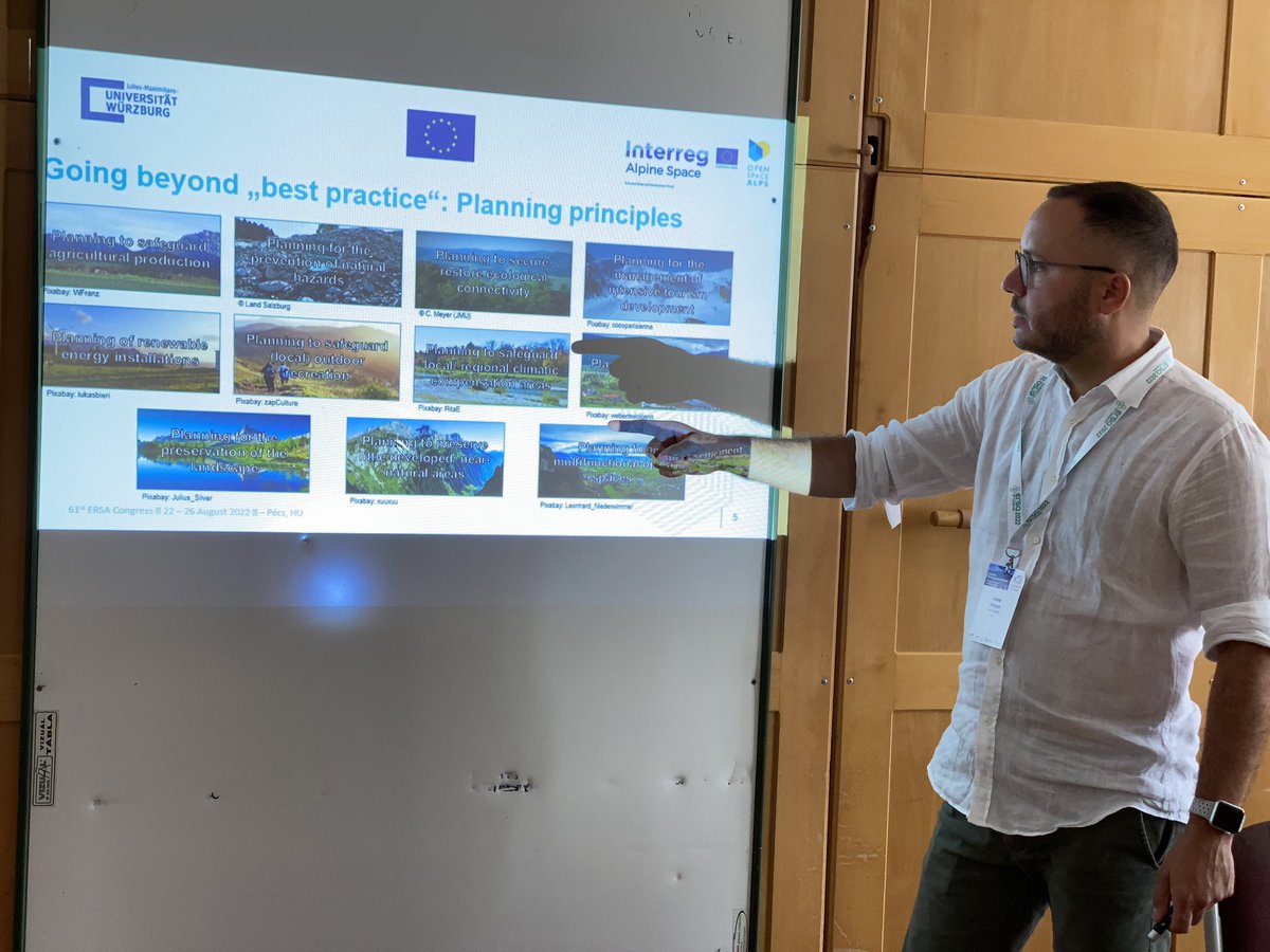 andreaomizzolo's tweet photo. Today I presented the @EUAlpineSpace #OpenSpaceAlps project results at @ERSA_org #ERSA2022 Congress in Pécs, HU -
@EURAC @EURAC_RegDev https://t.co/OsbNYH7FlS