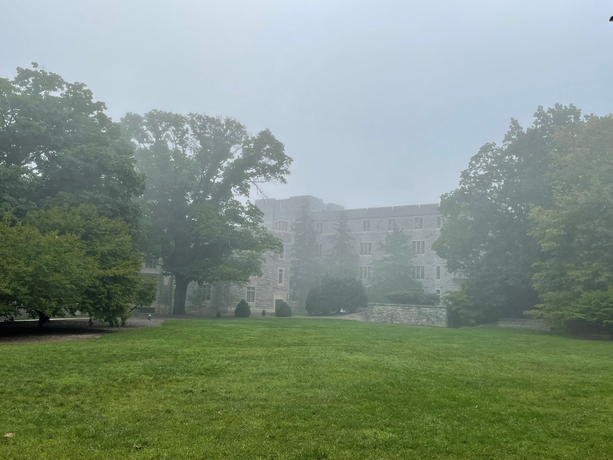 vtspes's tweet photo. A foggy morning on the Ag Quad to round out the first week of classes. #VTSPES #HappyFriday https://t.co/Z9bJJDj0cl