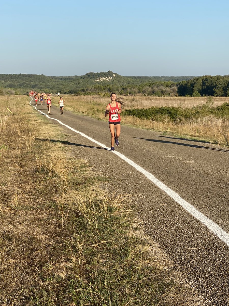_Coach_SJ's tweet photo. Freshmen Parker Ling &amp; Clara Hill lead the @Bronco_CC varsity girls to a 2nd place team finish this morning 🎉 #runfastrunfar @BeltonISDAth @CoachCope23 @254BallCoach @coach_awooten https://t.co/zlmkBTf5XK