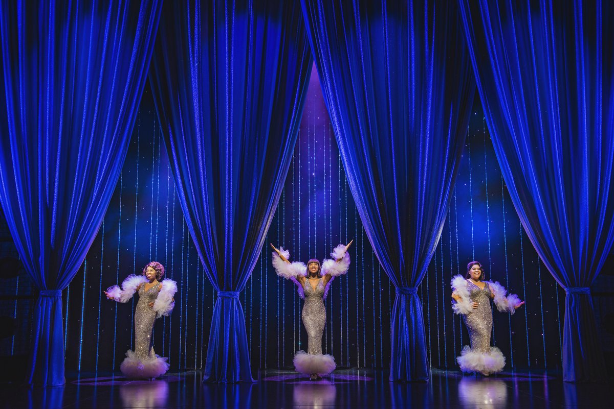 Dreamgirls_UK's tweet photo. Two shows left in Manchester today! 

Visit https://t.co/fQTvFeQwyI for last minute availability.
 
📸: @MrMattCrockett https://t.co/SwV8kWIWGn