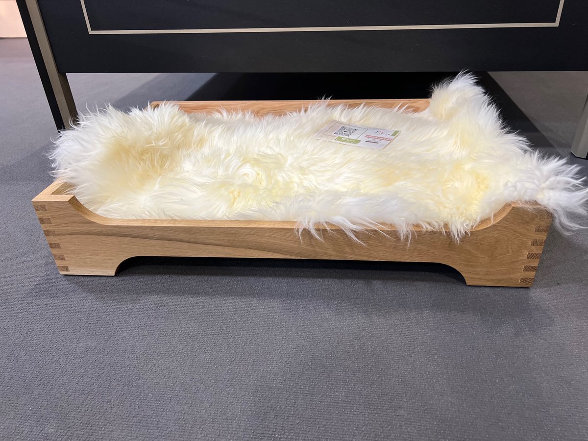 ENVIROBespoke's tweet photo. Calling all #DogLover &amp; #catlover - #ENVIROFurniture makes furniture for #pets - these beauties are available to buy at https://t.co/JiQIZj5PZe  #pet #petfurniture #dogbed #catscratcher #cathouse https://t.co/K24GJQSDyd