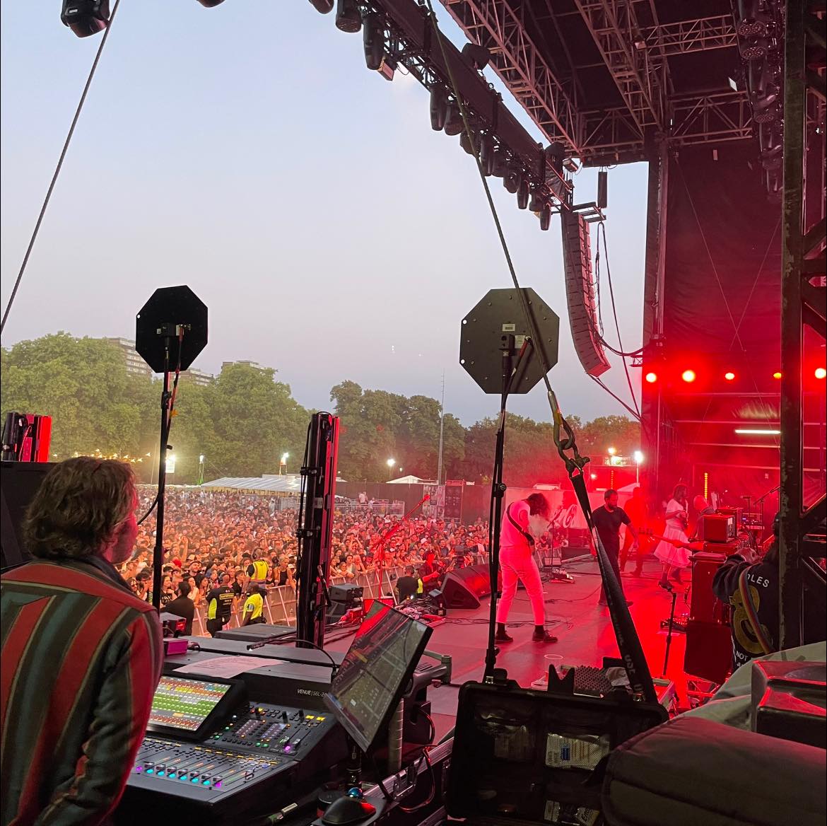 MartinAudioLtd's tweet photo. Thank you to everyone who has taken part in our #RigsAtGigs competition over the festival season! Our final winner is David Preston from @Capital_Sound / @Solotech_Inc feat. WPL at All Points East in Victoria Park, London. Find out more: https://t.co/kmh3AIIEbU #MartinAudioLive https://t.co/U3UL36pHib