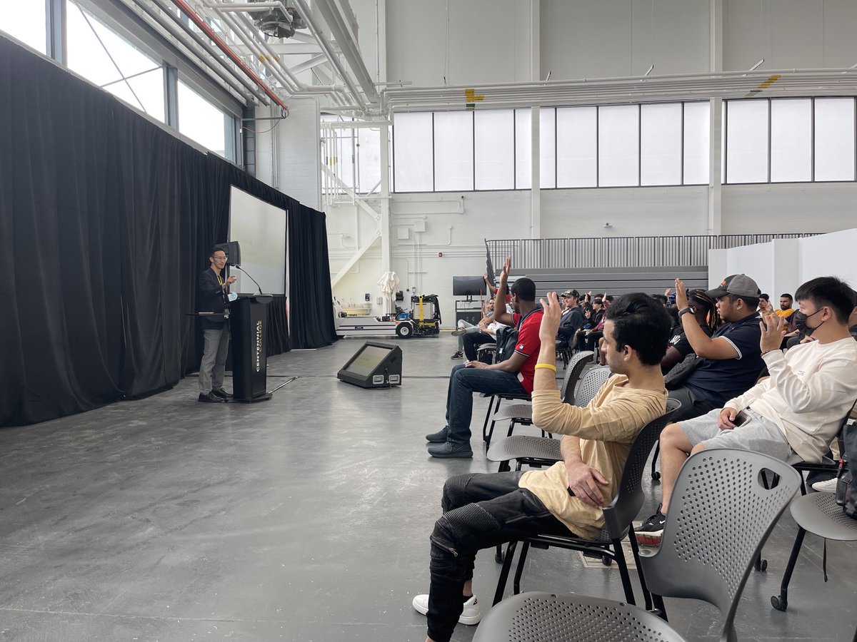Welcome from the Dean of Students ⁦<a href="/davidipyam/">David Ip Yam</a>⁩ to the students at ⁦<a href="/CentennialEDU/">Centennial College</a>⁩ Downsview Campus!