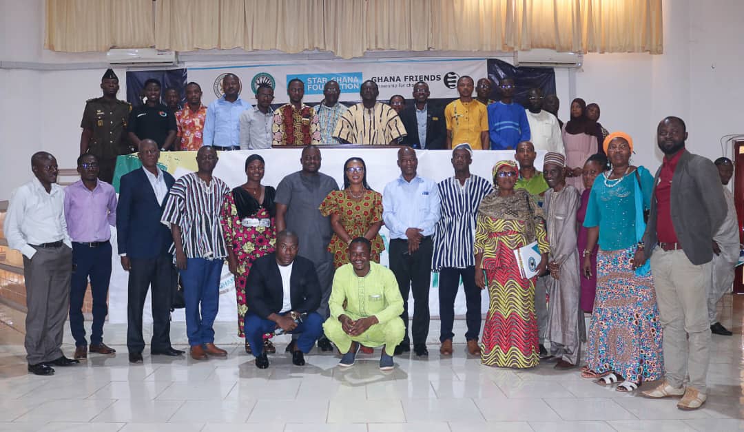 news_ghana's tweet photo. Citizens seeking information are not being mischievous – Chief Director https://t.co/9CIE3y2BDB #News #AlbertFutukpor #AlhajiAlhassanIssahaku #Being #ChiefDirector https://t.co/NHls7NaUYS