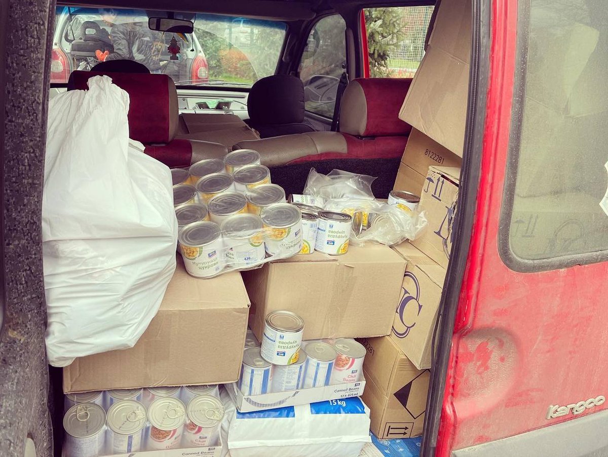 NftBioweapon's tweet photo. Our #ducks π¦ bring #food to people who really need it now ππ. Thank you for every #NFT you buy π
#NFTs #duck #DucksHelpUkraine #NFTforUkraine #Ukraine #StandWithUkraine https://t.co/AjnshK60M6