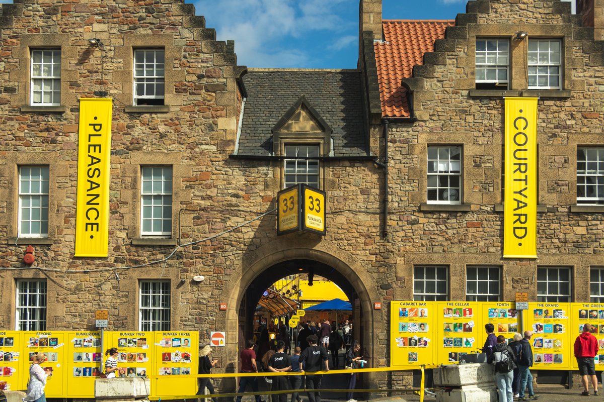 ThePleasance's tweet image. Catch the shows selected by The Stage as among the best shows of Fringe 2022: 
MasterClass✨Jesus, Jane, Mother and Me✨The Land of Lost Content✨SWARM✨No Place Like Home✨ SheWolves✨An Audience With Milly Liu✨Autopilot✨ Head Set ✨Who Here's Lost 
bit.ly/3Reh17K