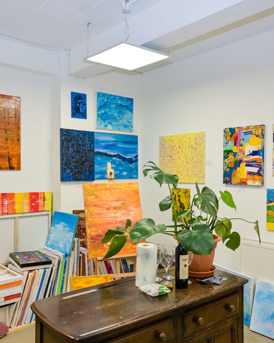 DeltaHStudios's tweet photo. Solo exhibition: ‘It’s not what you look at that matters, it's what you see!’ by Yasmin Grant  starting next month on 30th September with drinks and canapés, don’t miss it! 
.
.
#abstractart #abstractartist #soloexhibition #soloexhibit #artsy #abstractpainting https://t.co/VAlfSPV5kh