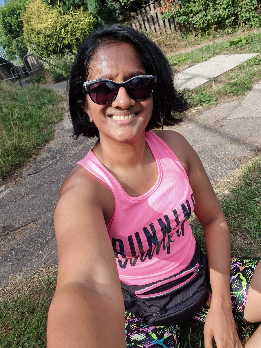 TheFitRunner's tweet image. Realised I started a bit later for work today so I went for a run

Face planted a few overgrown bushes and now feeling a bit moist...

It's the fastest 5k I've done in a long time😃

Now watching the world go by😊

#runningpunks #ukrunchat #runningwanker @runningpunks @UKRunChat