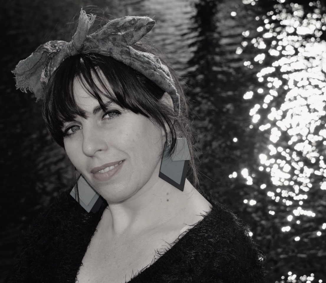 SATURDAY 27th #BletchleyPark <a href="/bletchleypark/">Bletchley Park</a> <a href="/WhatsonMK/">#WhatsOnMK What's on</a> <a href="/whatsonbeds/">WhatsOn Beds</a> <a href="/MiltonKeynes_MK/">Milton Keynes City</a> <a href="/MK_Hour/">MiltonKeynesHour 🐮</a> <a href="/My_MiltonKeynes/">MyMiltonKeynes</a>  #VintageDelights 
GRAHAM HARVEY on keys! #MKeynes #Bedforshire #LiveEvents #JazzSinger #AmericanSongbook #SwingSinger fb.me/e/1NEg4yLeE bletchleypark.org.uk/event/summer-c…