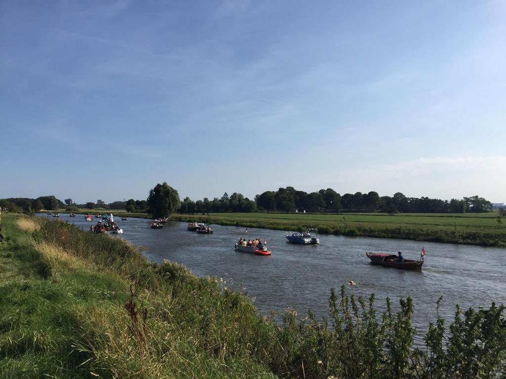 Zaterdag 27 augustus zijn we samen met de collega’s van <a href="/POL_Groningen/">Politie Groningen</a> en Landelijke eenheid watertoezicht aanwezig bij de Groningen Swim Challenge 2022 🏊‍♀️.Alle deelnemers veel succes, we gaan voor een geslaagd en veilig evenement.
<a href="/provgroningen/">Provincie Groningen</a>