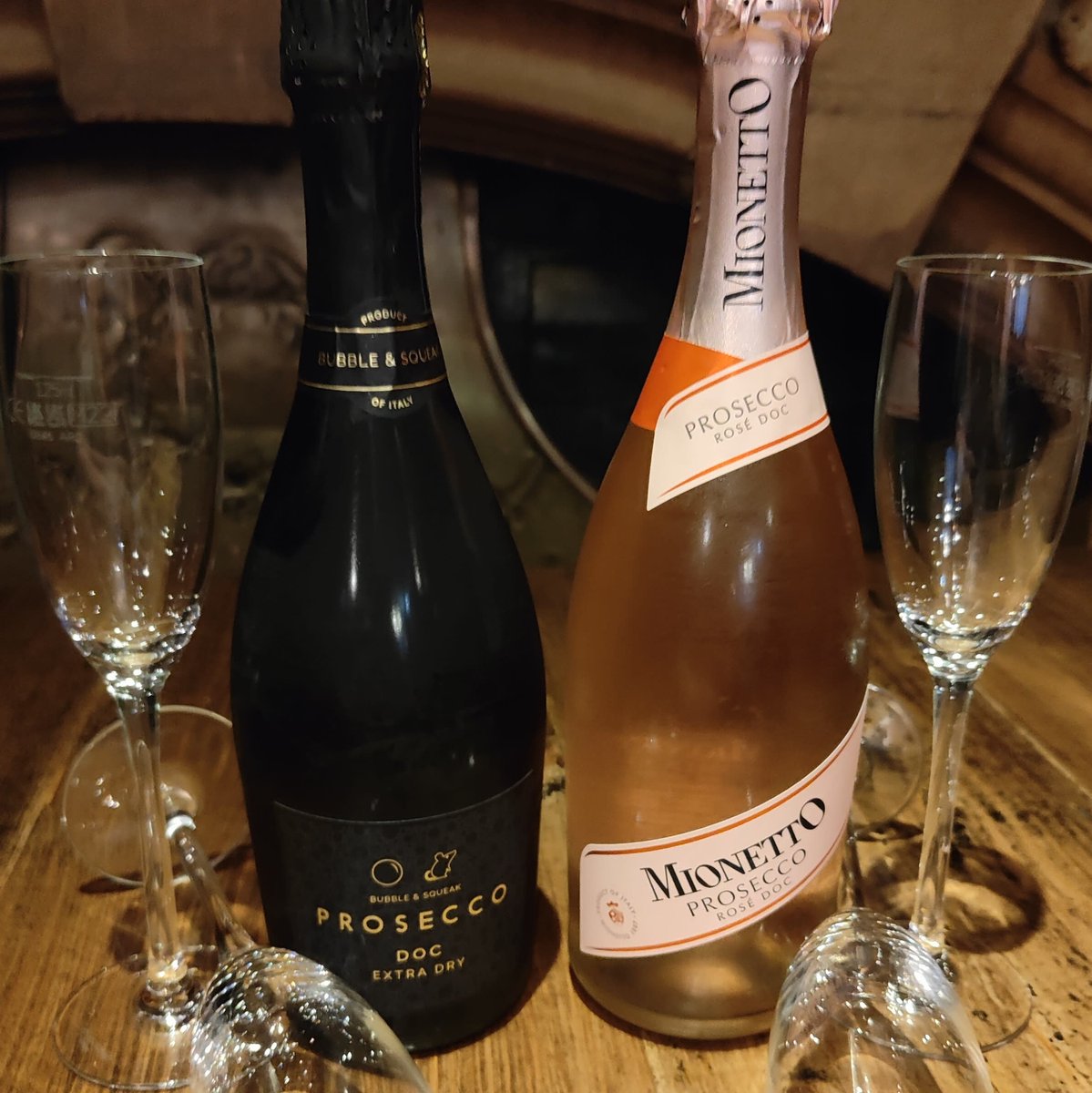 CoalHoleStrand's tweet photo. Fancy a bottle of bubbly? Join us every Friday and receive a discount on every bottle purchased. https://t.co/MOJyVe0q3u