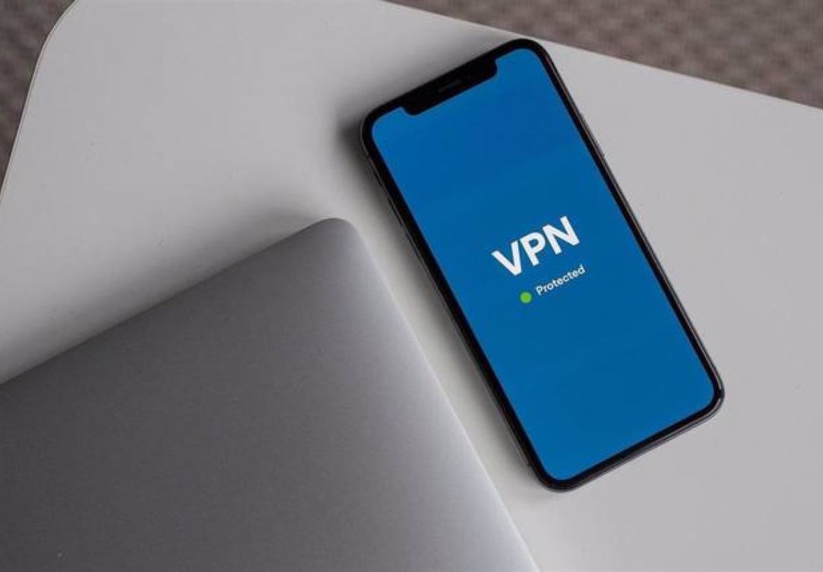 Securizame's tweet image. Alertan de una fuga de datos al usar una VPN en dispositivos iOS que aún no tiene solución facua.org/es/noticia.php… #intenet #noticia #apple #tecnologia #Ciberseguridad vía @facua