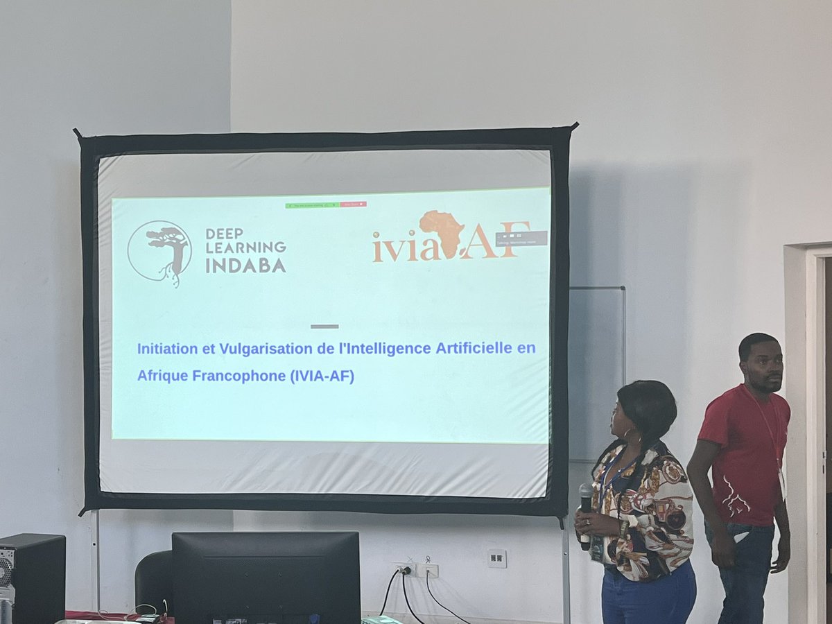 yuehgoh's tweet photo. We have a book on ml in French coming out soon by @IviaAf trop cool 🤩🥳🥳🥳🥳 it was announced by @NyungaBerthine when presenting the amazing work of the association @DeepIndaba #Masirouna #DLIndaba2022 https://t.co/PXRIIUM3Gi