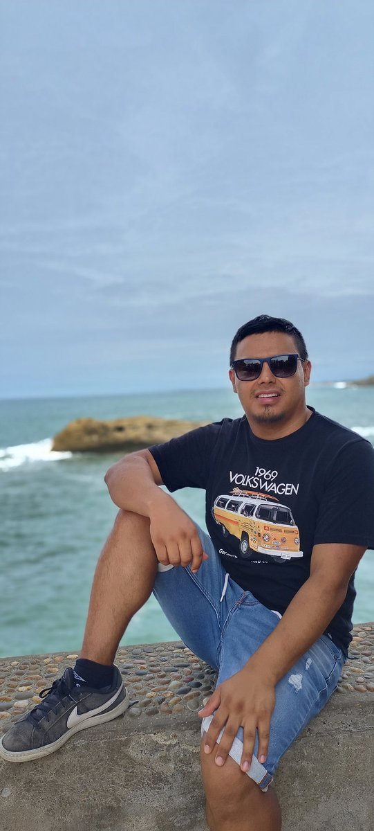 Andrews_yt94's tweet photo. 🏖️🏖️ https://t.co/H8oRykOa2n