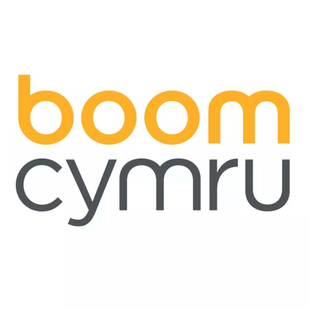 Chuffed to bits to say I've been signed by @tall_agent who're gonna be working with me on my ramblings for telly &amp; the stage &amp; that. 

Also, I've also started working with the wonderful <a href="/boomcymru/">Boom Cymru</a> on KILL THE POOR, my telly project wot I wrote.

All exciting, terrifying stuff.