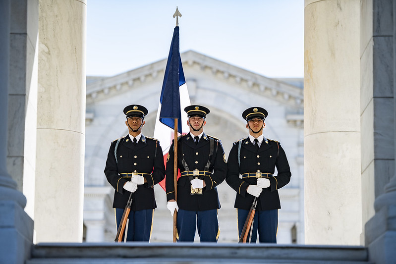 CEMAT_FR's tweet photo. Déplacement officiel aux USA afin de renforcer les liens de l’@armeedeterre avec l’@USArmy. Préparation à l’engagement, interoperabilité et coopération stratégique répondent aux défis communs que nous devons relever ensemble. #StrongerTogether https://t.co/9qiClT7c9B
