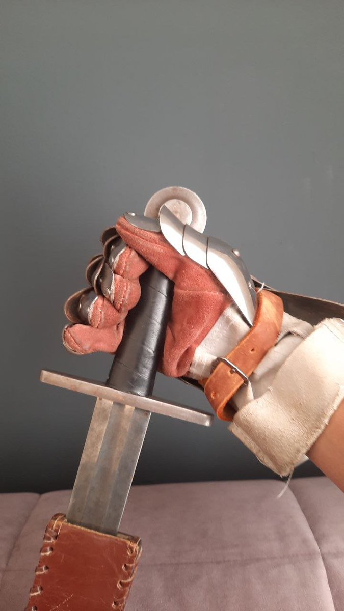 Расчехлил армор из нулевых. Готовлю новый ролик. Догадываетесь о чем?