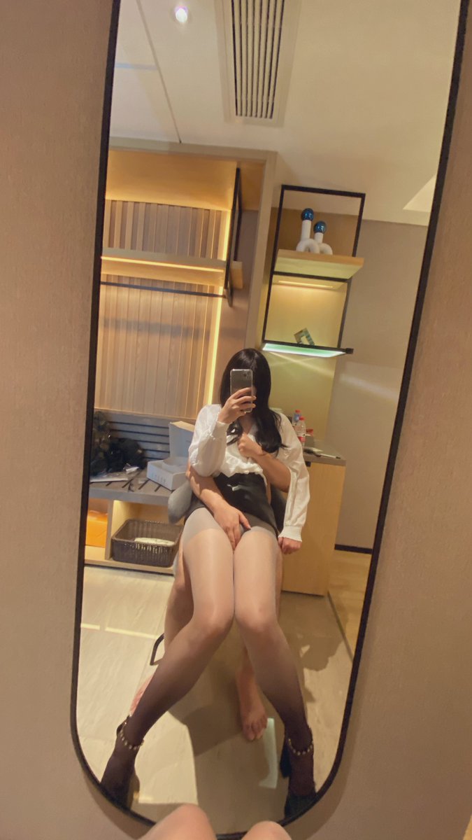 人形按摩椅

#女装子 #女裝子 #男の娘 #crossdress #Sissy #伪娘 #偽娘 https://t.co/QQzoETZnhi