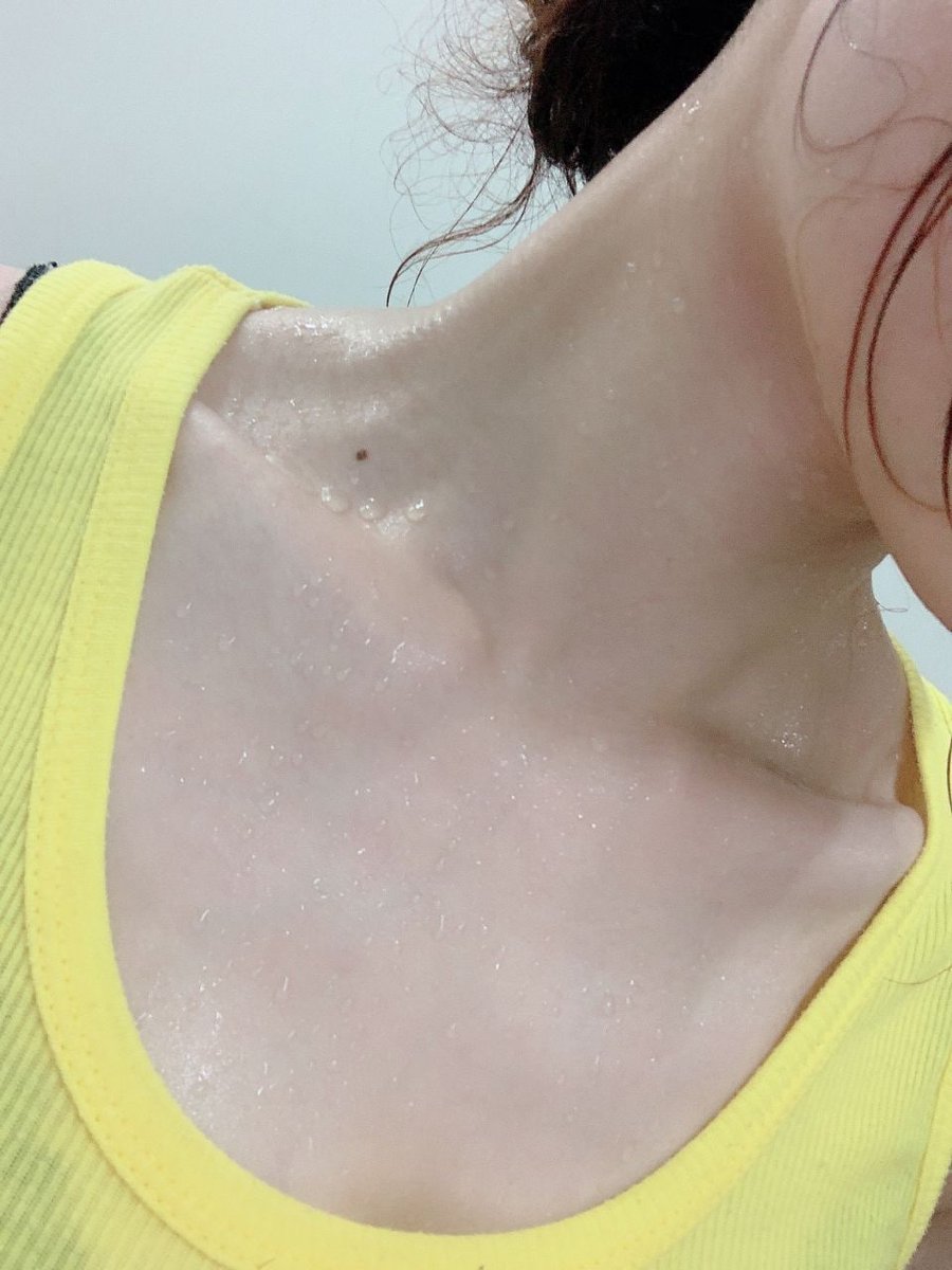 Winnie98109568's tweet photo. Because of yoga, my body and mind can be liberated At this moment, the movement of the outside world and the stillness of the heart are integrated into one https://t.co/y51xZIaryD