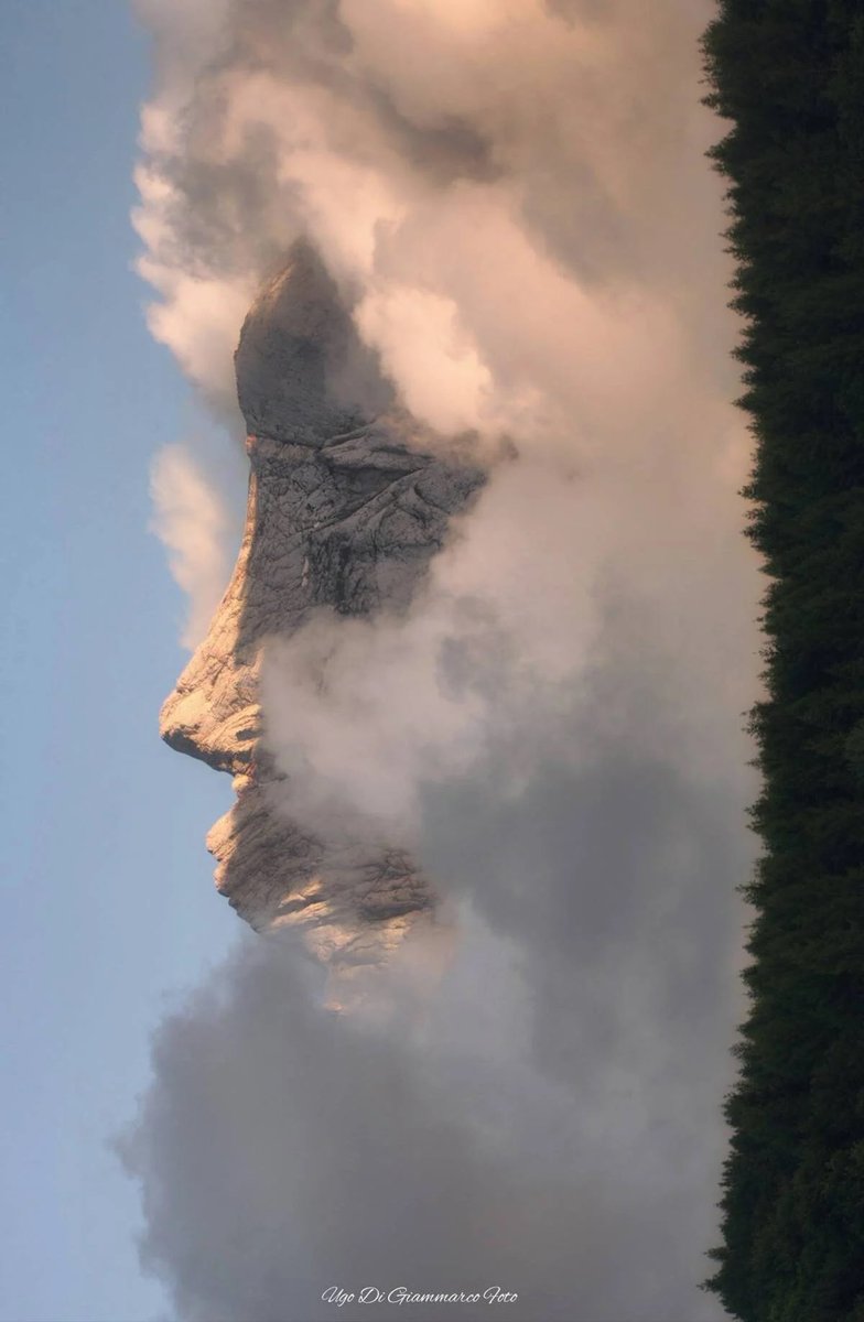 JamesLucasIT's tweet photo. Il Gran Sasso svela il suo volto. https://t.co/CnncSdAtBc