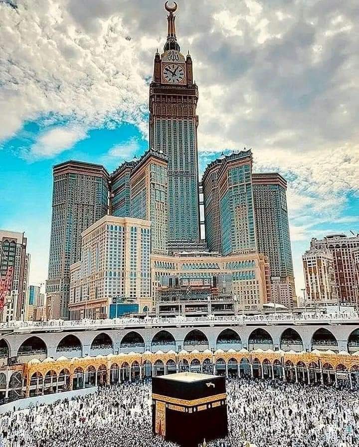 جامعة تعلیم اللغة العربیة للبنات tweet media