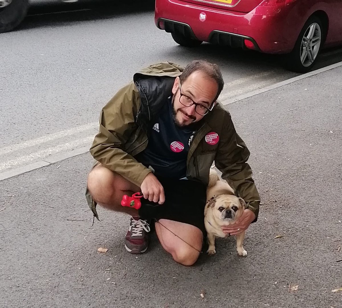 On the <a href="/CWUnews/">CWU</a> picket line in #Tredegar with my butty Hank today.