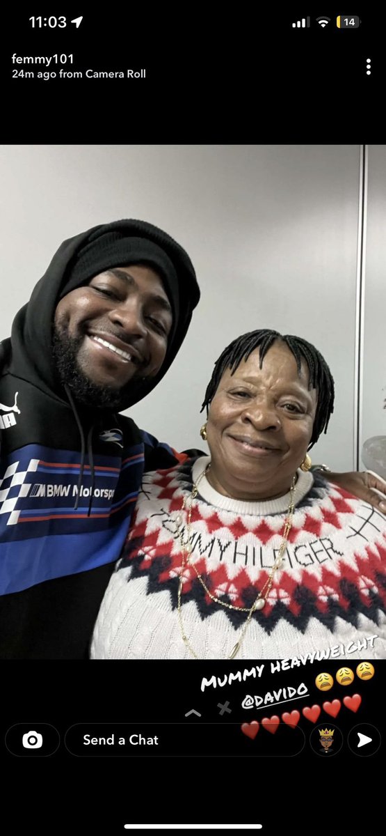 yabaleftonline's tweet photo. Davido with Wizkid’s mum ❤️ https://t.co/dwXJHQta58