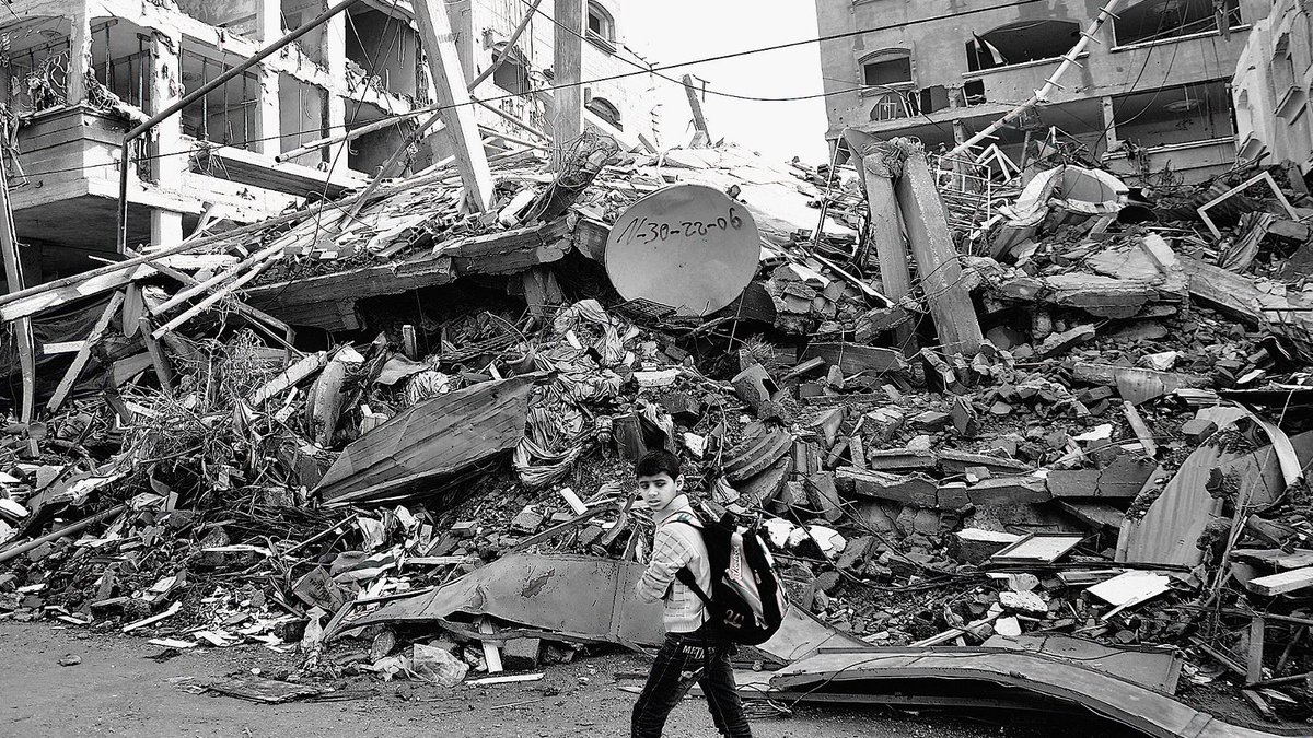 WorldVisionUK's tweet photo. Children need your help – those whose lives have been changed #InAnInstant due to conflict or natural disasters.
You can help them survive, recover from trauma, and rebuild a brighter future.
Please donate now: https://t.co/nxJFYY3hcu https://t.co/291JfTl79T