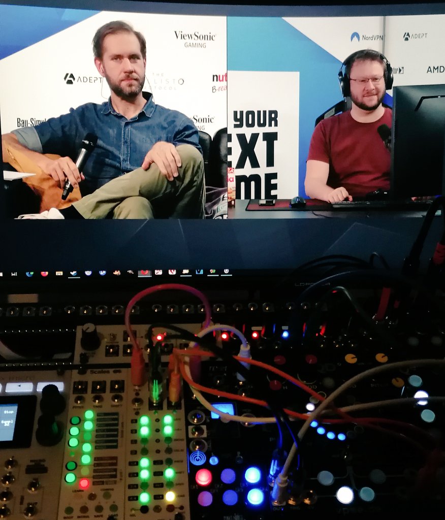 EfeuWinterfest's tweet photo. Musik machen, Daniel und Fritz schauen. #FYNG #Gamescom #Gametube #ModularSynth https://t.co/7fAeWOH4zX