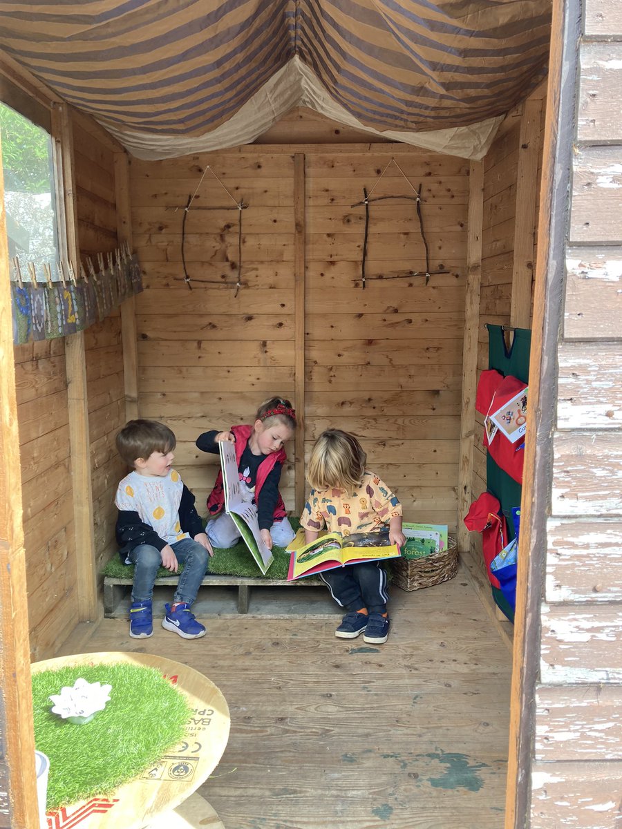 At Arbirlot ELC we all enjoy sharing stories in our outdoor snug. #Literacy <a href="/EarlyYearsAngus/">Julia Gardner</a> <a href="/AngusChildren/">AngusCandL</a>