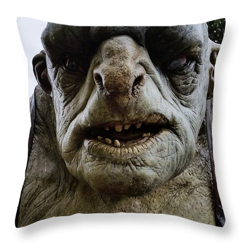 Taut_Oak's tweet photo. @MangledNatalia /fetches you a soft pillow https://t.co/OEYMj8aBTQ