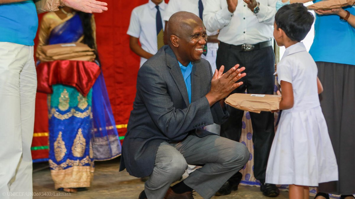During my visit to #SriLanka, I have listened to children &amp; families talk about their struggles. Families are skipping regular meals; children are going to bed hungry.

It is the poorest, most vulnerable girls and boys who are paying the steepest price: unicef.org/rosa/press-rel…