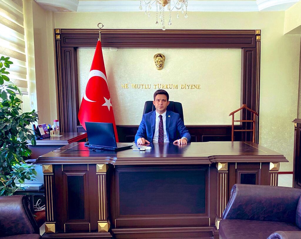 Yunus Emre Bayraklı tweet media