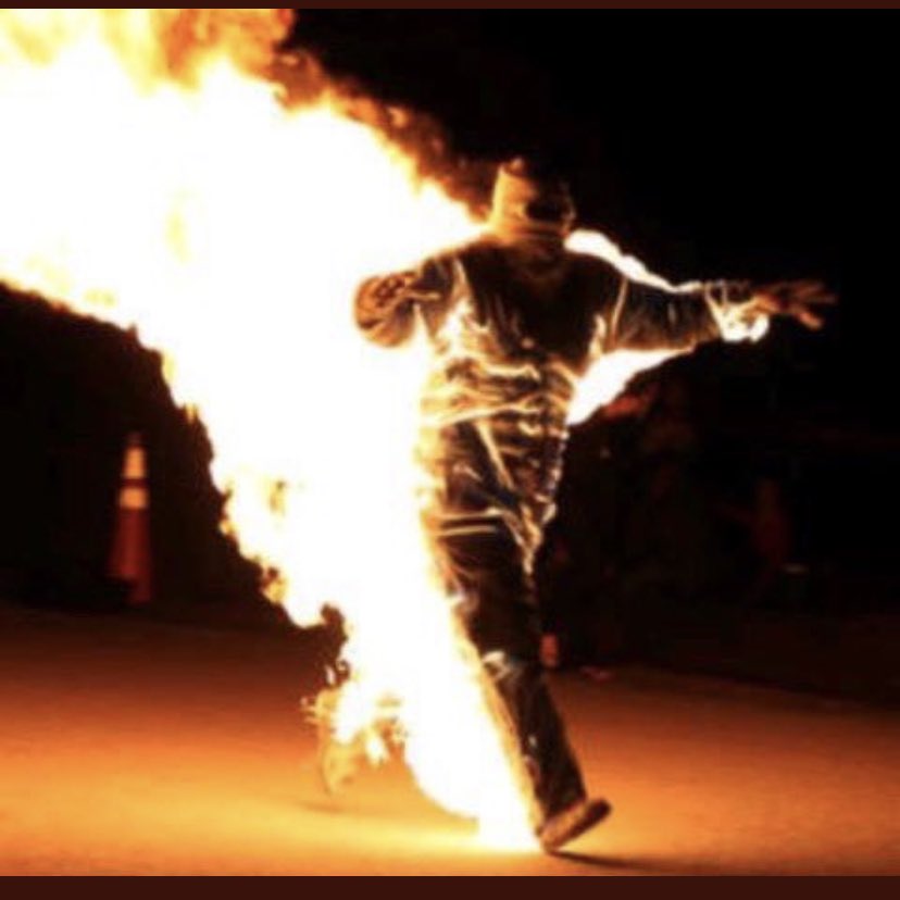 Derick58350898's tweet photo. Lil wanye and jay z after leaving the studio for god did #LilWayne #JayZ https://t.co/1g2SG6orxc