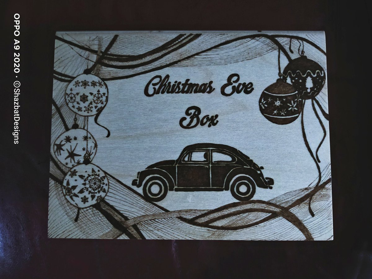 ShazbatDesigns's tweet photo. #MHHSBD challenge for today is #FestiveFriday so thought I'd share a Christmas Eve Box I did last year. You're never too old to have one ☺️ #christmasevebox #pyrography #nolasers https://t.co/BaHjzBvDPj