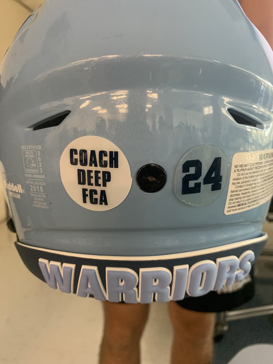CoachLyonsCVfb's tweet photo. This year’s helmet decal is special. Miss you Coach Deep! 🙏🏻❤️ https://t.co/Ufrm9T4p78