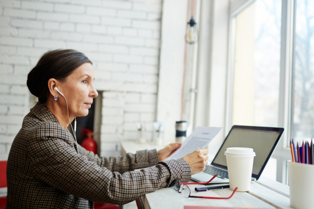 sigriff09's tweet photo. ARE YOU REALLY LISTENING? One in four corporate leaders has a listening deficit. These tips can help #leadership master the art of disciplined listening with #empathy in @HarvardBiz, via @SimonLPorter. #career https://t.co/uBaKGthKFX https://t.co/18gTzoxkkR