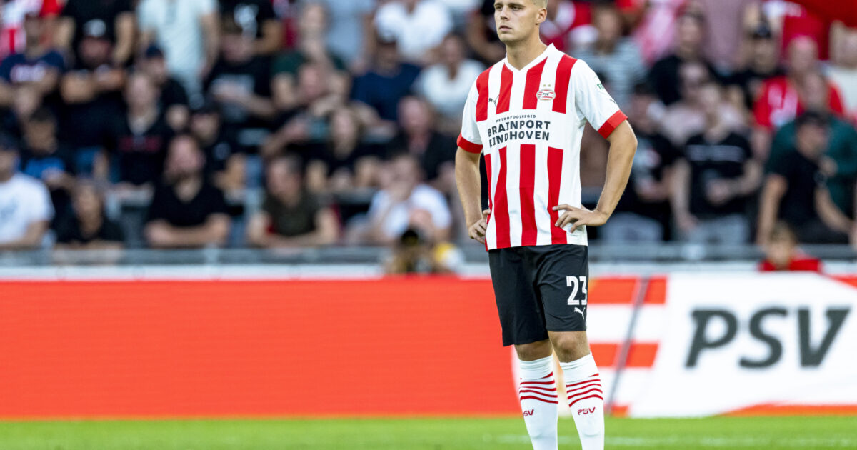 1913Transfer's tweet photo. Van Nistelrooij over Veerman: "Hoeft hij niet via de media te doen" https://t.co/DZqNBGaKBY https://t.co/KepkgwQKDY