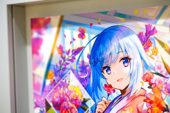 ちゃんとアクリルいます。透過度の高さはノーマルアクリル以上で映り込みゼロ  