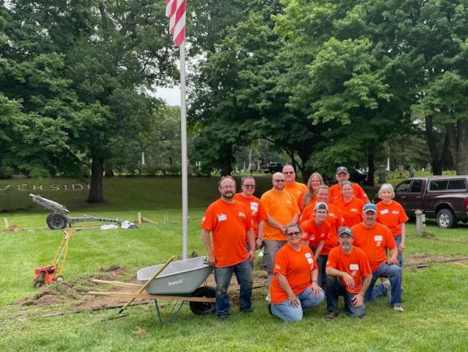 RiversDepot's tweet photo. .::great day yesterday rocking out a Team Depot at Union City Cemetery!::. @Archiegraham17 @bobsaniga @hrjohnson2785 @MattEnglish1977 https://t.co/wAZcuhDNt4