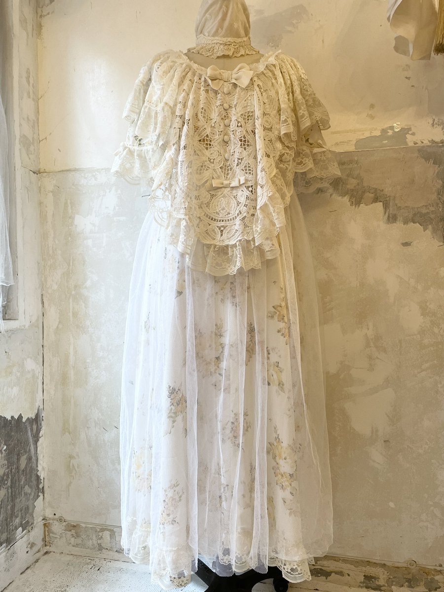 me_samansa's tweet photo. me-meno dress✨
Thankyou sold...♡((茉莉花 https://t.co/yJdMyLfCi3