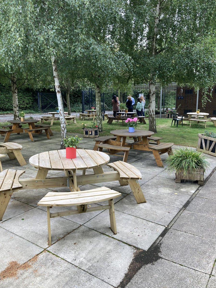 iroroagba's tweet photo. Good to spend time with our @NHSBT #Quality North region team at Liverpool and Barnsley. 👏🏽 to Rachel Griffiths, Michelle Anderson and team for creating this outdoor area from scratch that is improving H&amp;W of our Liverpool centre colleagues. https://t.co/CBUVvryjD9