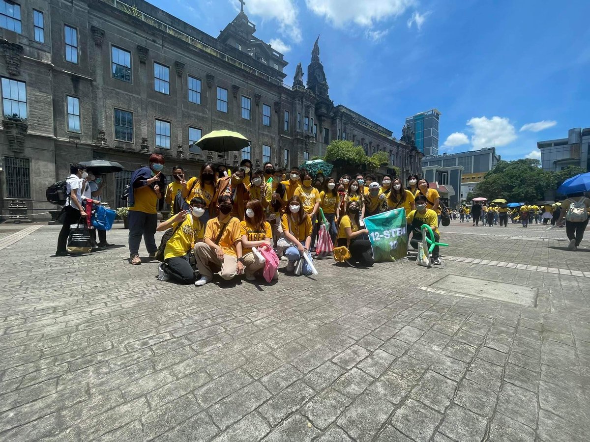 STEMASIN010's tweet photo. We got to know each other better day by day through our zoom classes, discord calls, and so on. And now that we've finally met! Let us continue to grow together and find the best path to walk on.
#STEM10 #BEN10 #STEM10FAMILY #DeepTalks #SeeYouAgain https://t.co/Oa1Z4vx1KP
