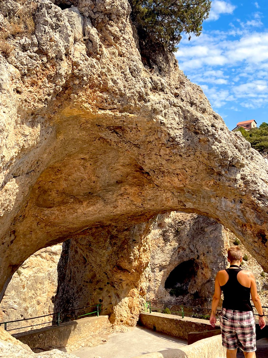 jlatienzaruiz's tweet photo. Vistas espectaculares @pSerraniaCuenca @cmorenoarcos @dvdromar @raguerralde #Ventano #SerraniaCuenca ⛰🌲🪨 https://t.co/Ove79LJRN9
