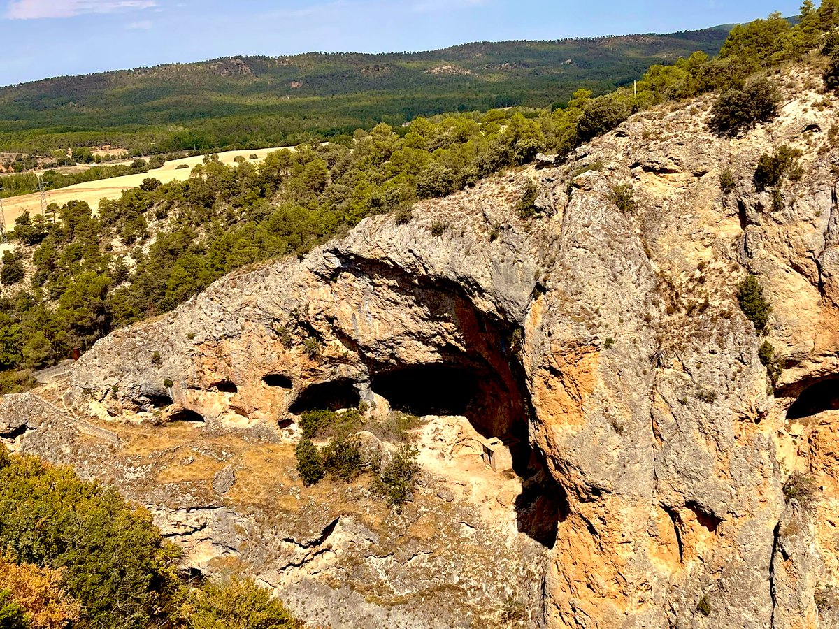 jlatienzaruiz's tweet photo. Se pierde el Júcar… @pSerraniaCuenca @cmorenoarcos @dvdromar @raguerralde #Ventano #SerraniaCuenca ⛰🌲🪨 https://t.co/RHrGyuKgo0