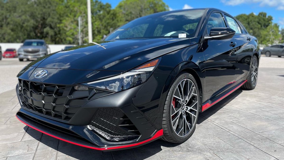 decent_deano's tweet photo. Mine comes in next month. 😈
Elantra N
#hyundaiElantraN #ElantraN
#POPSnBANGS https://t.co/LXM22DiKLN