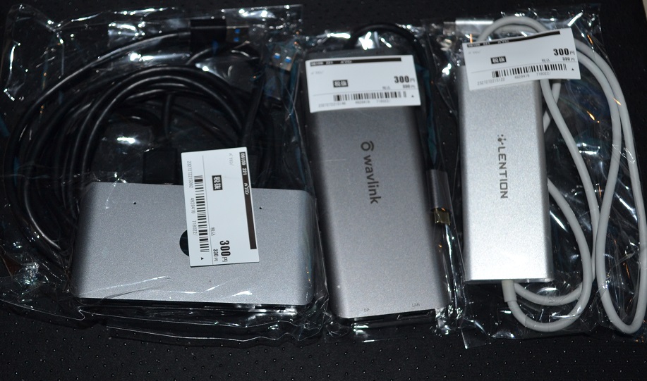 Hironii12's tweet photo. これは安すぎて驚きました。全部300円。
#LENTION USB Type C ハブ8in1
#WAVLINK USB Type C ハブ9in1
USB 3.0 切替器 4台PC用。
すべて使えました。(´▽`)
#セカンドストリート https://t.co/1beIsPXp0z