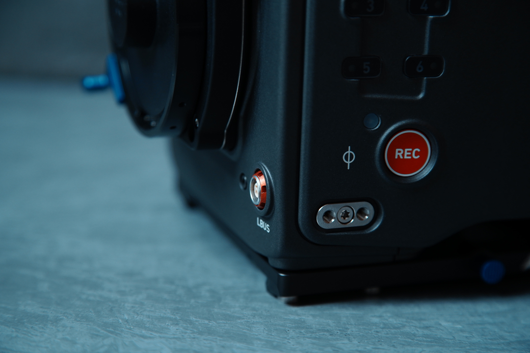 NewYorkCameraCo's tweet photo. Two LBUS Power options and Serial on the front of the Arri Alexa 35. Available Now. @arri @arri_pca #newyorkcitycamera #nycc #madeinny #cinematography #vintage #lenses #alexa35 #alexa #alexaminilf #arri #assistantcamera #focuspuller #1stac #cameraprep #anamorphic #flare #flares # https://t.co/J7e05Xm3S7